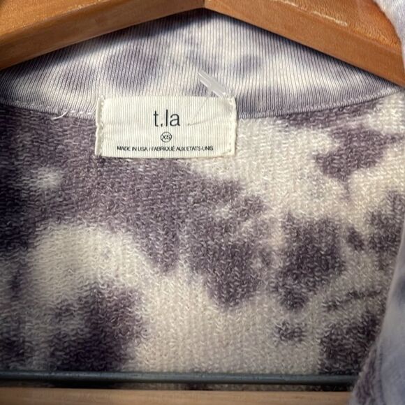 Oh so soft T La cropped jacket. - Picture 4 of 7